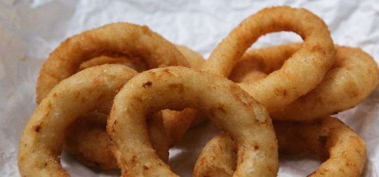 Easy and Delicious Baked Onion Rings Recipe