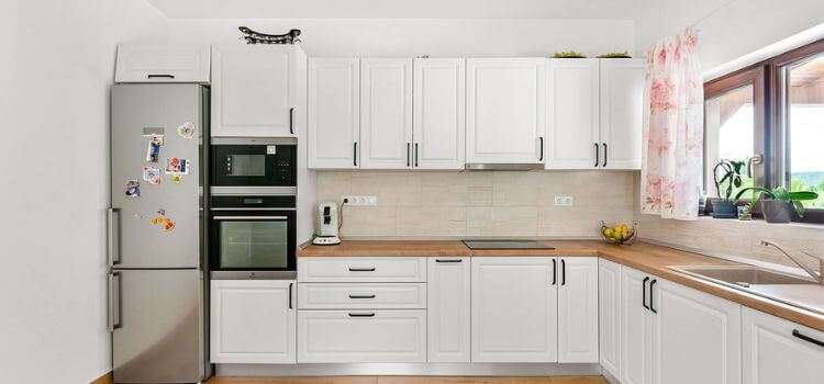 best black paint for kitchen cabinets Sherwin Williams