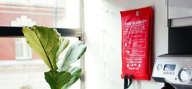 Best Kitchen Fire Blanket: Safety in the Heart of Your Kitchen