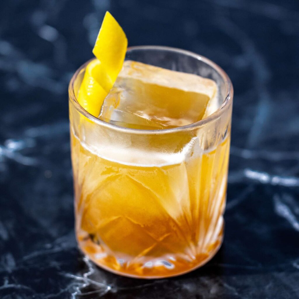 Bourbon Honey Lemon Cocktail