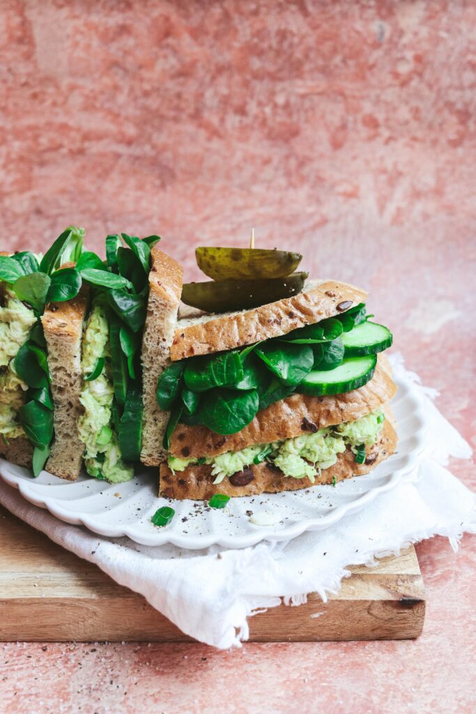 What Greens to Put on Chicken Sandwich